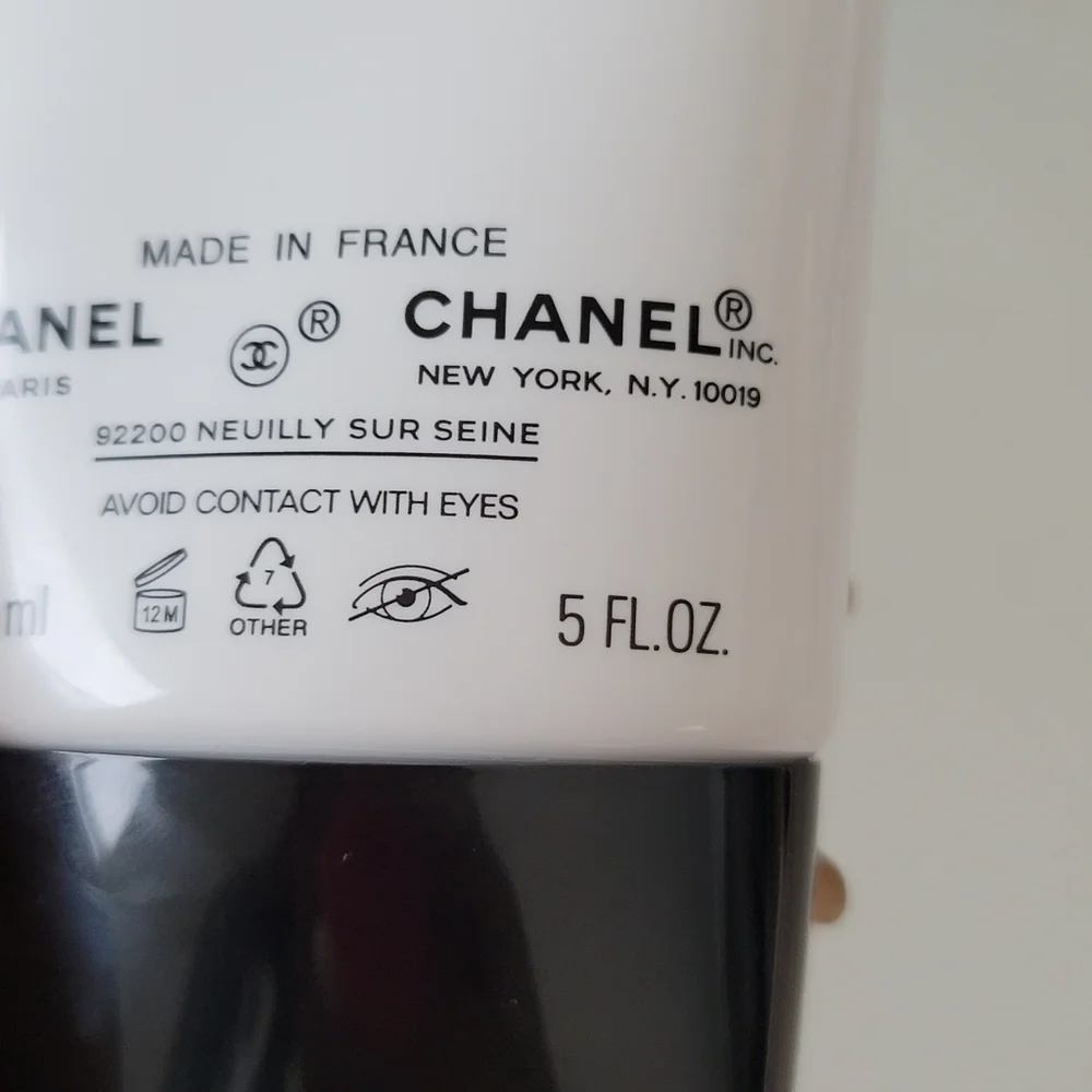 NEW FULL SIZE CHANEL Cleansing Skin Care Bundle